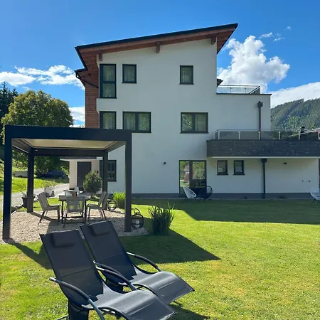 Appartementhaus Burgfried Lägenhet *