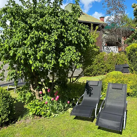 Appartementhaus Burgfried Lägenhet *