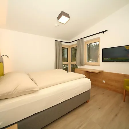 Appartementhaus Burgfried Lägenhet *